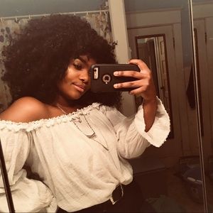 Meet your Posher, Sierra